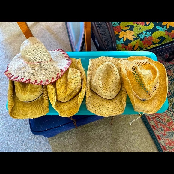 3 straw/raffia/natural cowgirl hats and 1 floppy hat - Picture 1 of 2